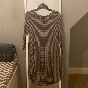 Grey-Brown/White Striped Dress Size L